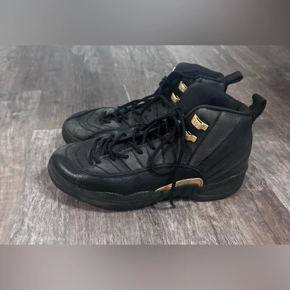 Nike Air Jordan 12 XII Retro BG The Master Black Gold Sneakers Youth Size 7Y